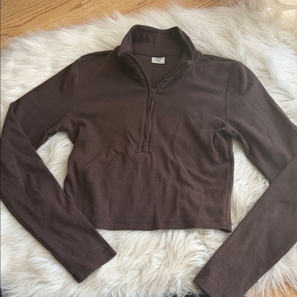 Aritzia Sunday best Chocolate Brown Half-Zip Long Sleeve Top - Picture 3 of 3